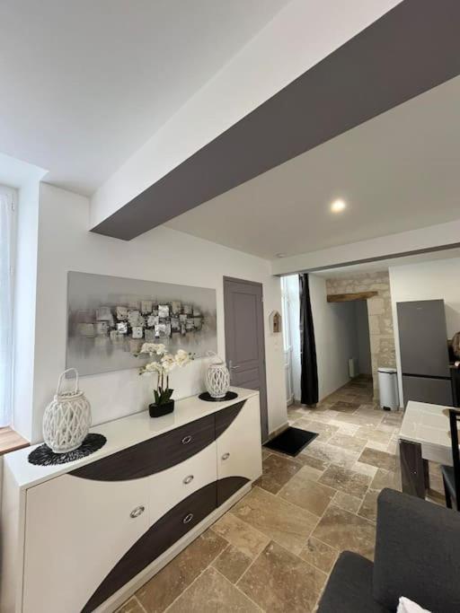 Charmante Maison De Bourg Cosy Acces Wifi Sepmes Екстериор снимка