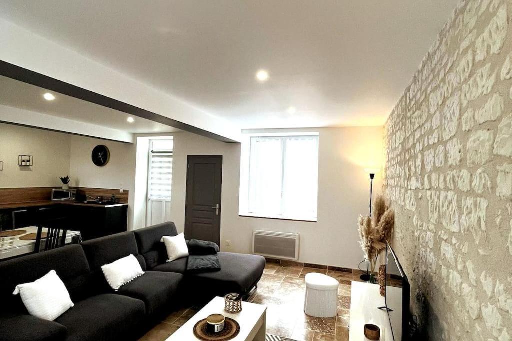 Charmante Maison De Bourg Cosy Acces Wifi Sepmes Екстериор снимка