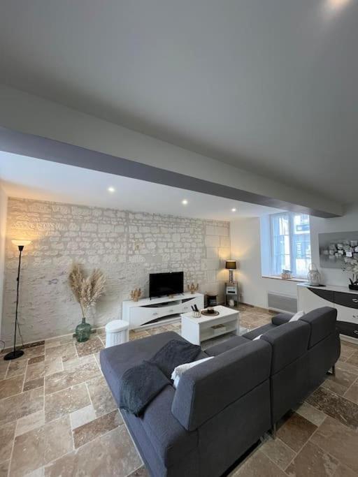 Charmante Maison De Bourg Cosy Acces Wifi Sepmes Екстериор снимка