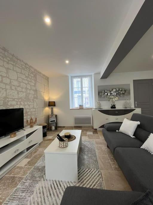 Charmante Maison De Bourg Cosy Acces Wifi Sepmes Екстериор снимка