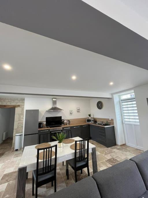 Charmante Maison De Bourg Cosy Acces Wifi Sepmes Екстериор снимка
